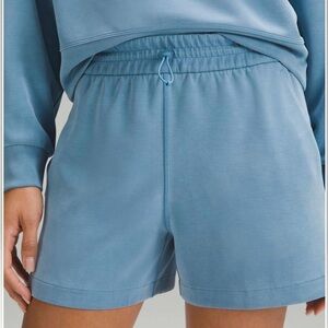 Lululemon Softstreme High-Rise Short 4"